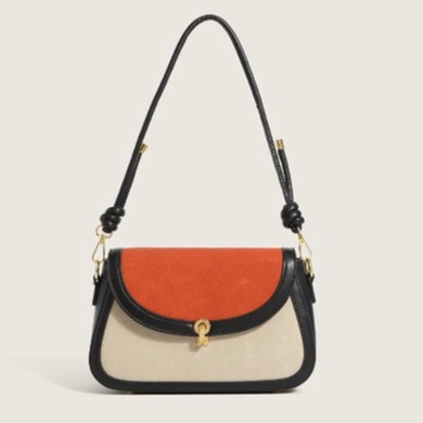 Túi xách nữ đeo chéo cài khuy vàng lillia house.