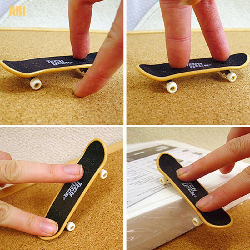 1 Ván Trượt Ngón Tay Mini Kích Thước 3.7 &quot;Dùng Làm Quà Tặng Cho Bé