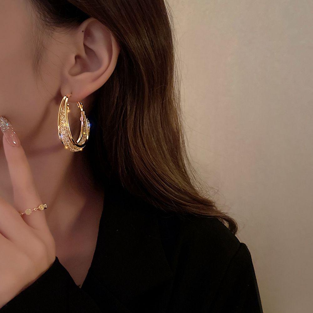 Bông Tai Dạng Vòng Bằng Kim Loại Thiết Kế Đơn Giản Cho Nữ MXMUSTY|Bông Tai Hình Chữ C Thời Trang Dành Cho Nữ|Khuyên Tai Nữ Kiểu Dáng Thời Trang Thanh Lịch