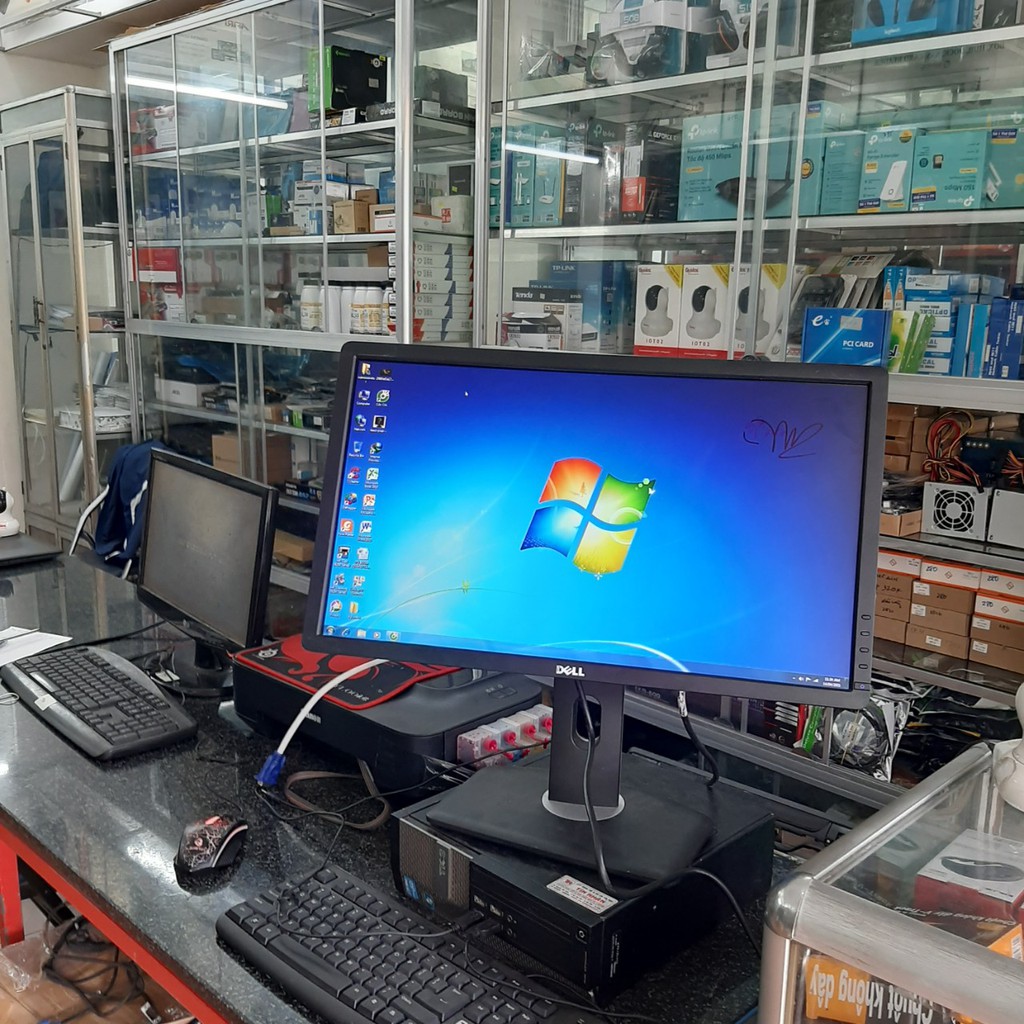 Màn hình LCD Dell 23 inch Ultrashare | BigBuy360 - bigbuy360.vn