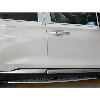 Bậc Bệ Bước Chân Santafe 2021