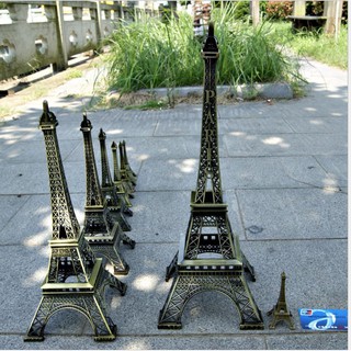 Mô hình tháp Eiffel để bàn trang trí