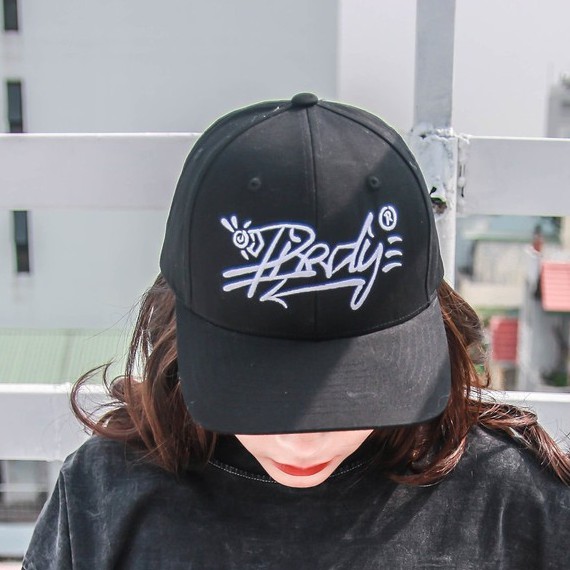 [Mã FAMALLT5 giảm 15% đơn 150K] Nón BIRDY SIGNATURE CAP