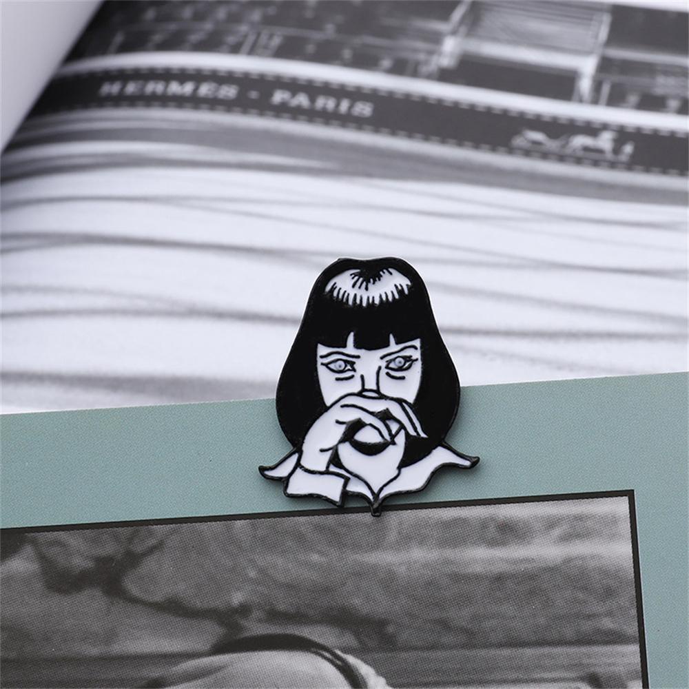 Ghim Cài Áo Hình Truyện Tranh Nhật Bản Kawakami Tomie