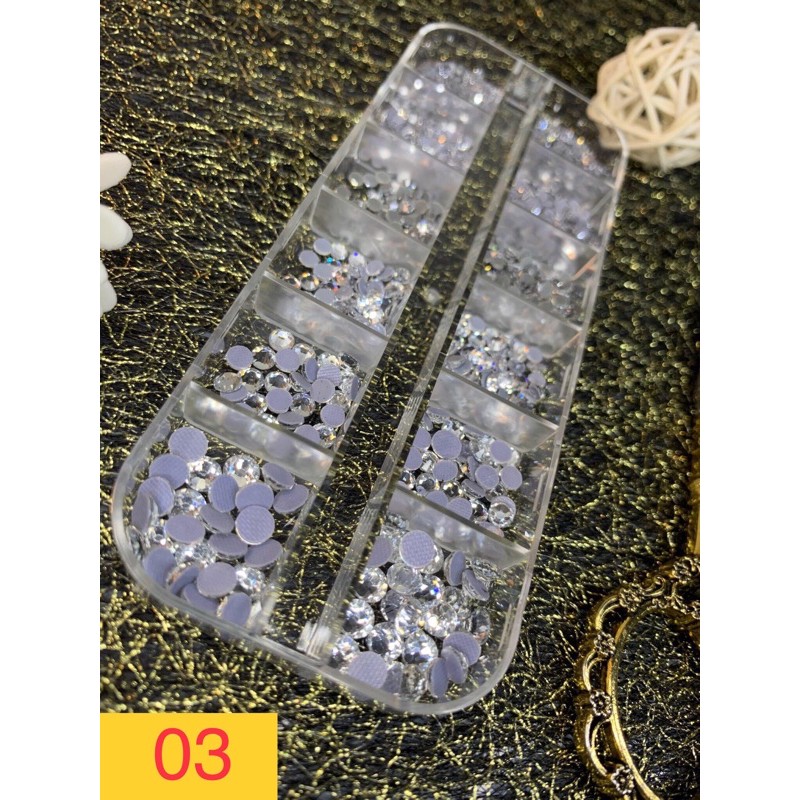 Khay đá chân keo trắng trong