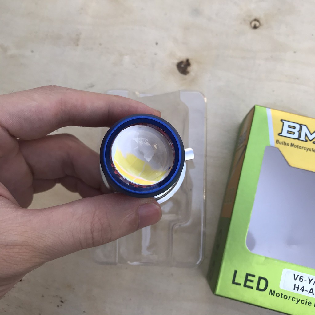 Đèn pha xe máy BMA V6 bi cầu chân H4 2 chế độ pha trắng cos vàng siêu sáng
