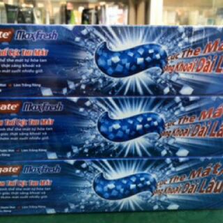 Kem đánh răng Colgate Max Fresh 200g (loại lớn nhất)