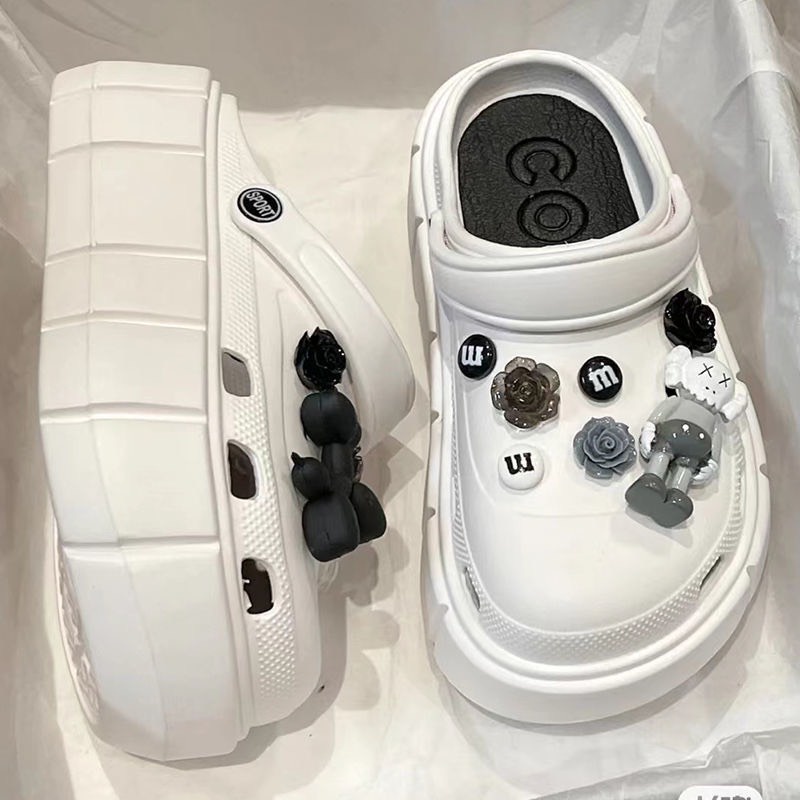 Dép Cross nữ Bearbrick kèm Sticker dễ thương bản cao cấp đế 5cm.