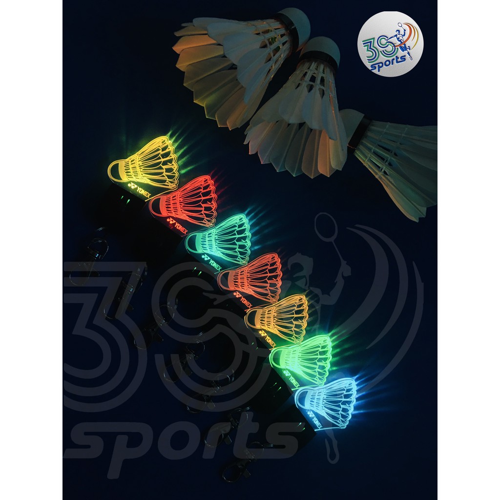 Móc chìa khoá cầu lông Yonex khắc LED 7 màu