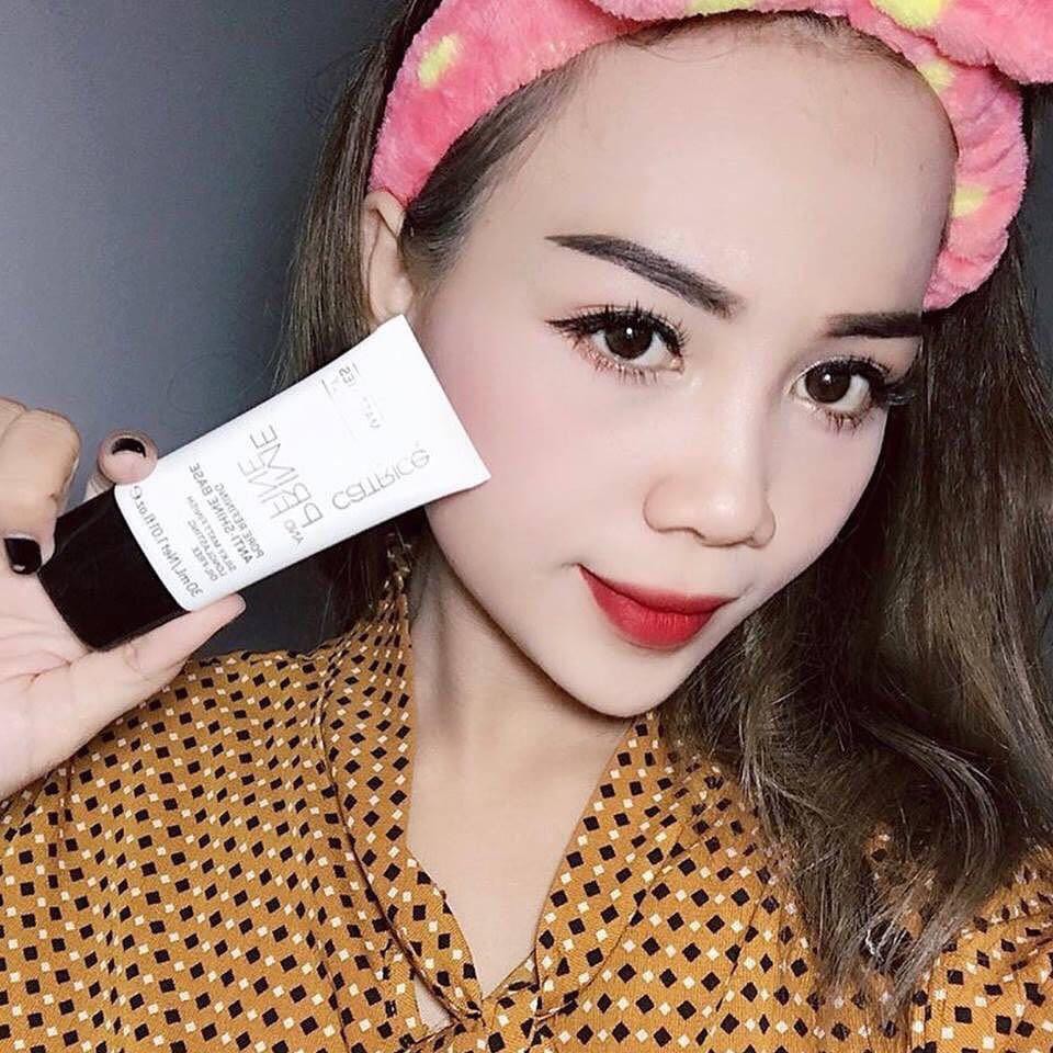 Kem lót Catrice Prime and Fine Pore Refining Anti-Shine Base Catrice giúp se khít lỗ chân lông, kiềm dầu trên da