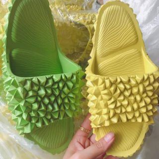 Combo 40 dép sầu riêng vàng cho khách sỉ