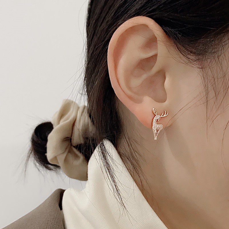 Bông Tai Hình Tuần Lộc Đính Đá Lấp Lánh Phong Cách Hàn Quốc Hoạt Hình