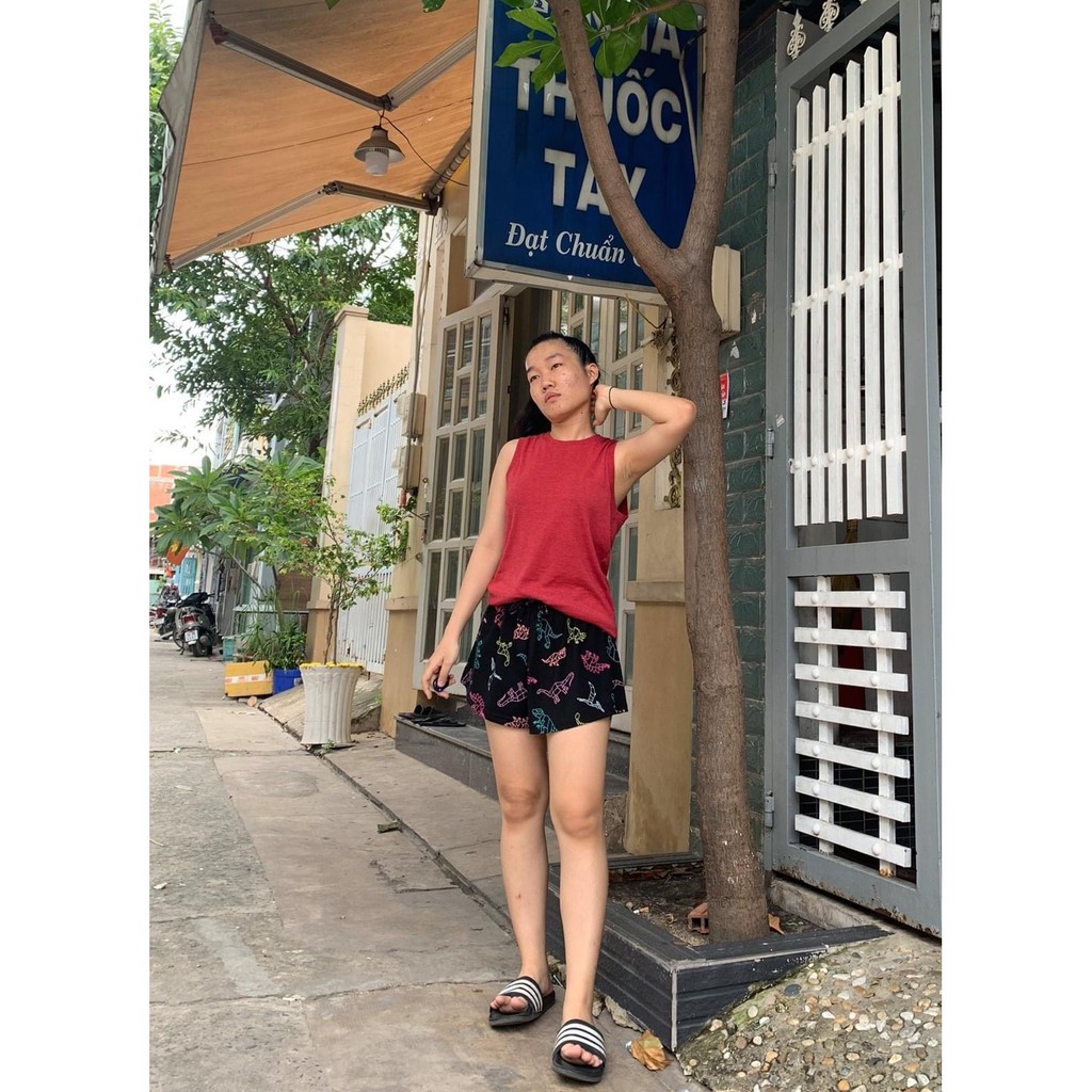 QUẦN XÀ LỎN, CÚC TIN.