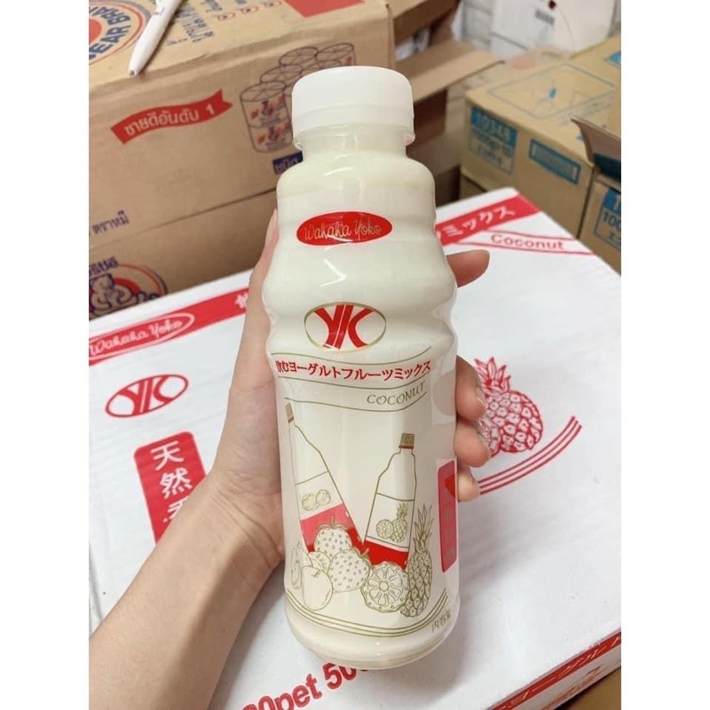 Sữa chua uống vị dừa Wahaha Yoko Nhật Bản chai 500ml