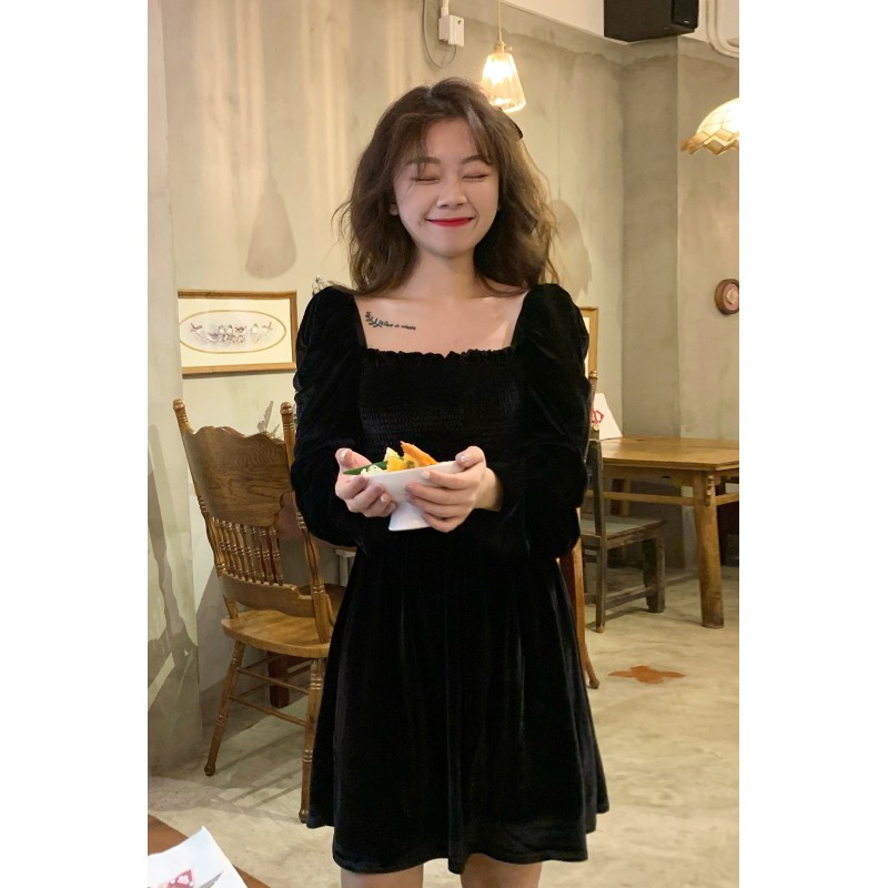 (ORDER) Váy nhung đen dài tay cổ vuông thun ngực ôm dáng gợi cảm quyến rũ sang chảnh Korea