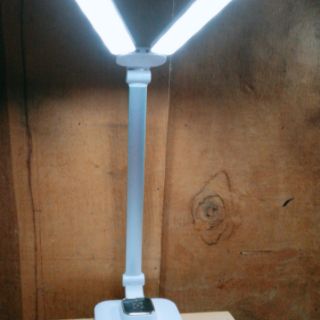 Đèn bàn led nối mi 2 nhánh lớn