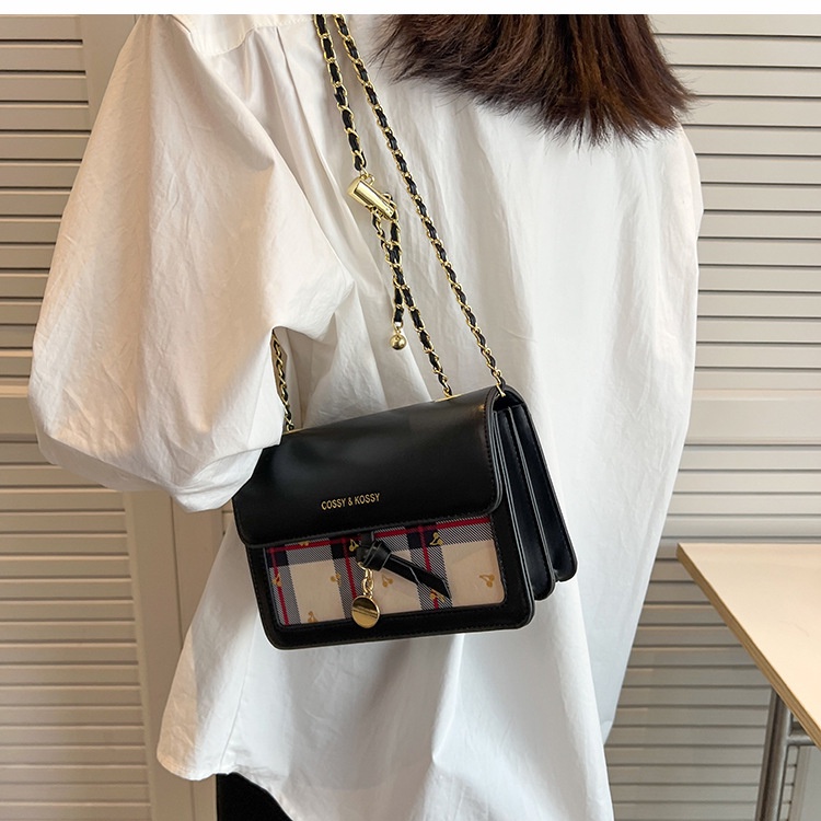 Túi Đeo Chéo Hình Vuông Cỡ Nhỏ Phối Dây Xích Thời Trang Cho Nữ