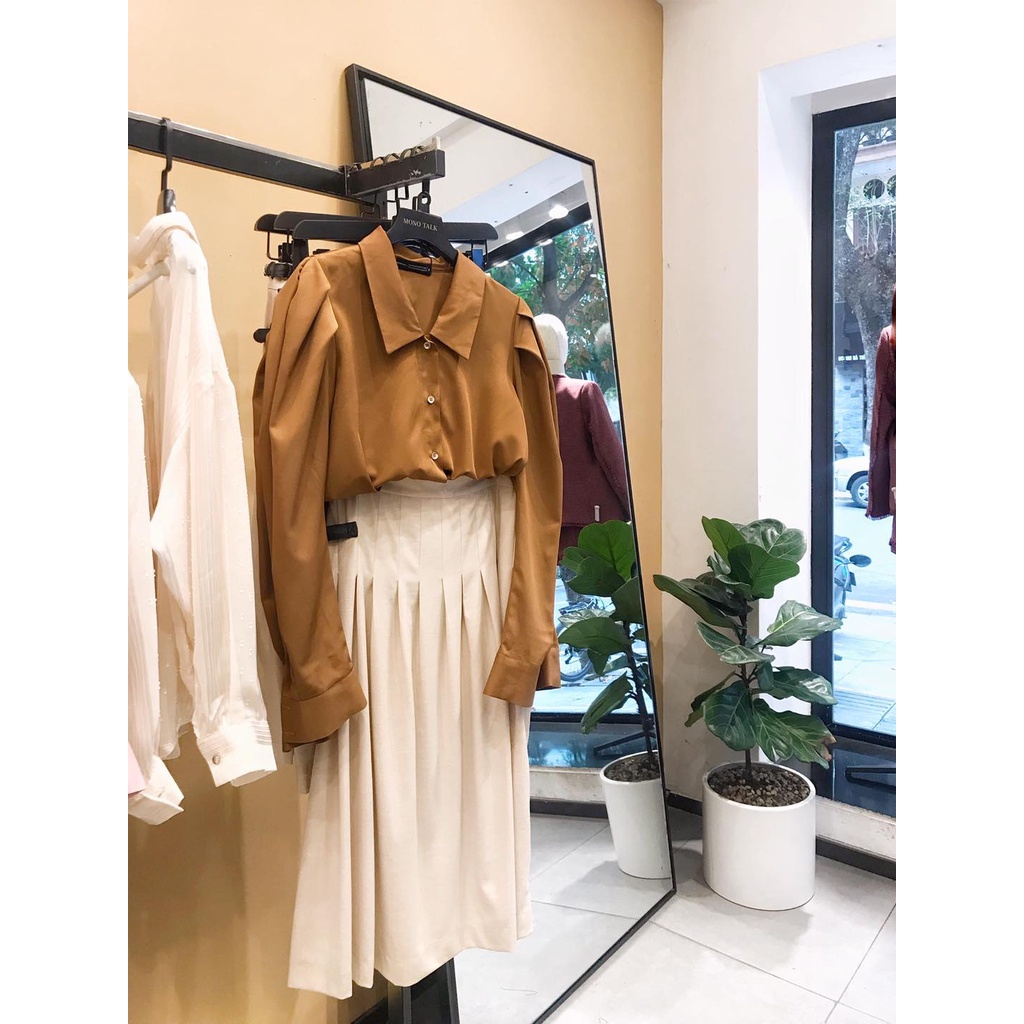Áo sơmi oversized tay bồng MonoTalk màu nâu camel