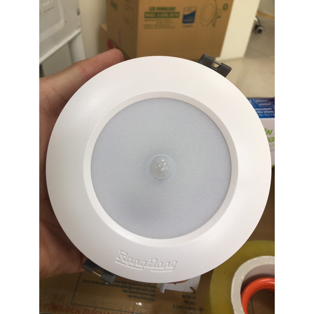 Đèn led âm trần cảm biến 7W Rạng Đông, mã led downlight D AT04L 90/7W PIR