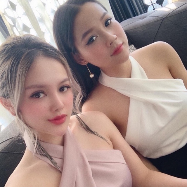 [Mã FAMAYWA giảm 10K đơn 50K] Áo Lụa Cổ Yếm | BigBuy360 - bigbuy360.vn