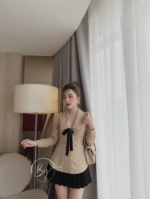 SET AO SƠ MI CÔ NƠ + CHÂN VÁY