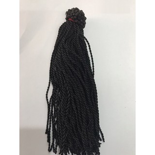 sợi chỉ may mắn