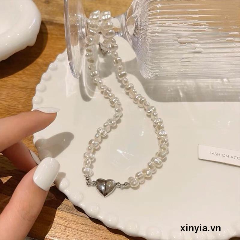 Vòng cổ Mặt Hình Trái Tim Đính Ngọc Trai Từ Tính Cao Cấp Sang Trọng Cá Tính