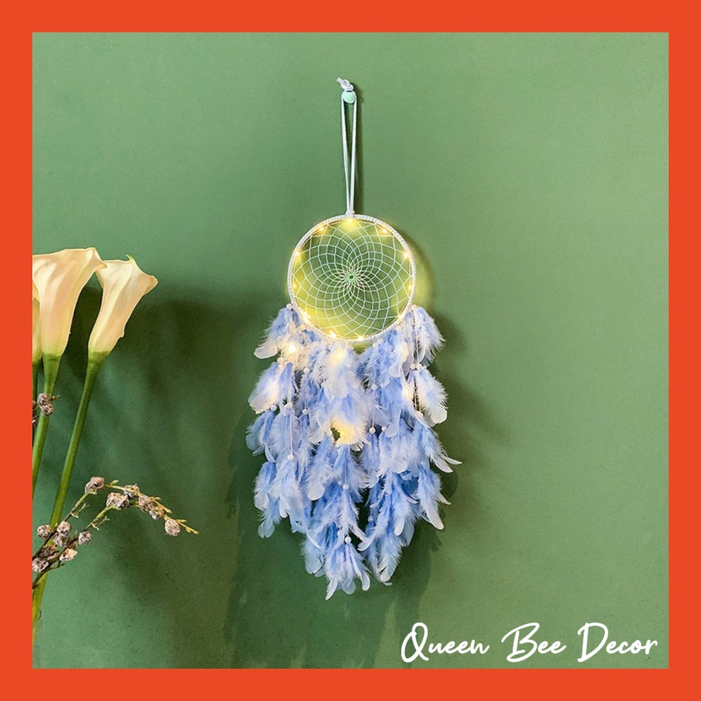 Dreamcatcher đính lông vũ phong cách vintage QB87212 Tông Xanh Dương Có Đèn Lông Vũ Dày