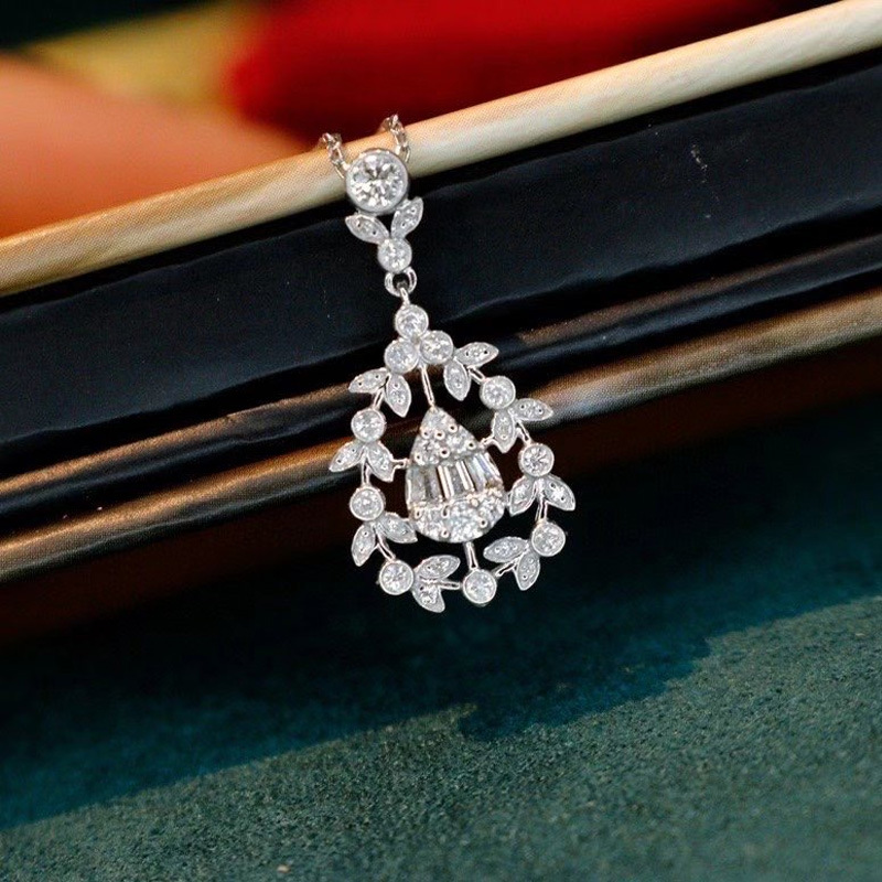 vòng cổ Mặt Hình Giọt Nước Pt950 Platinum Diamond Necklace For Women Qua-1