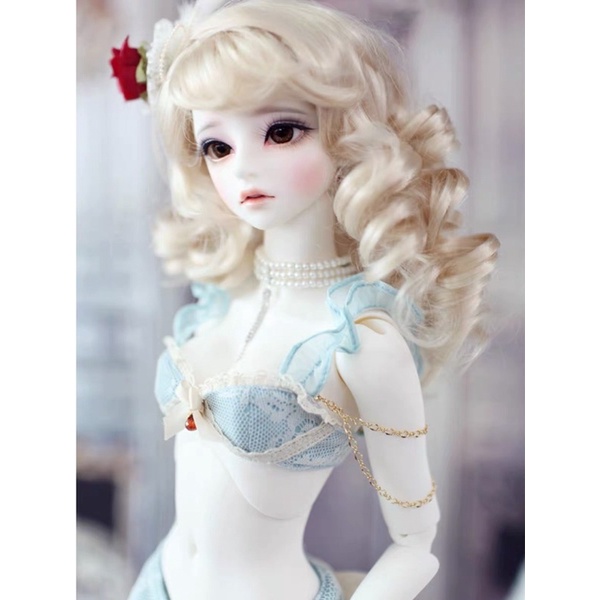 Búp bê BJD tóc xoăn dễ thương