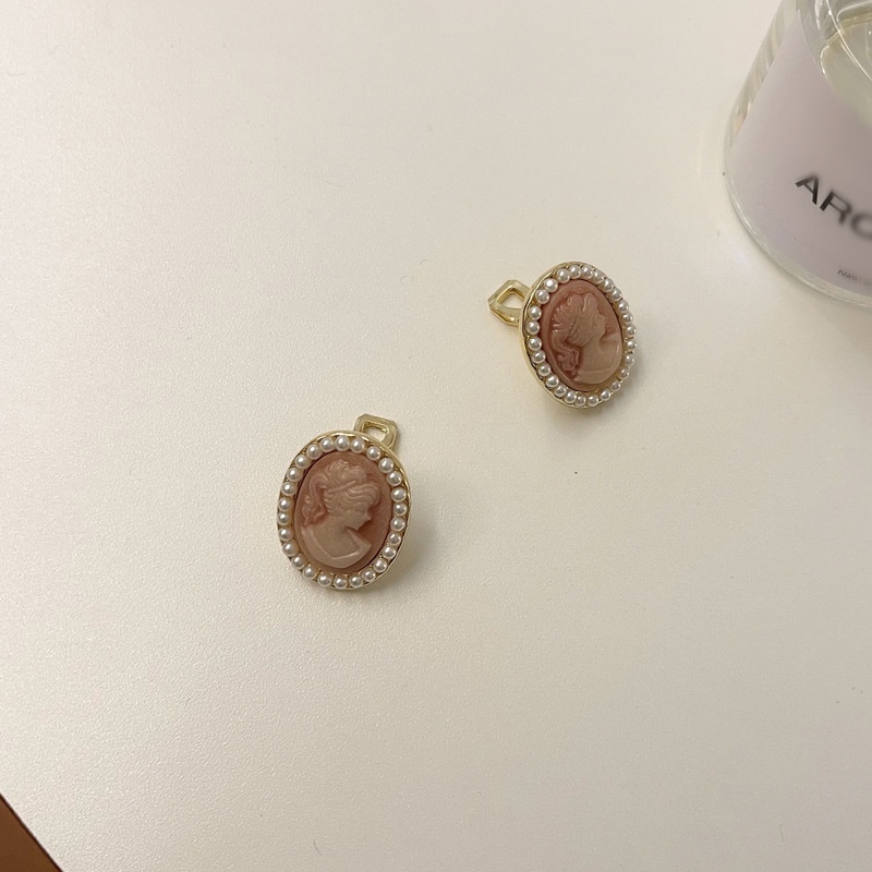 Khuyên tai kẹp không bấm lỗ chốt cố định K178 bằng hợp kim mạ vàng hình elip đính hạt trai dáng ngắn Leous Accessories