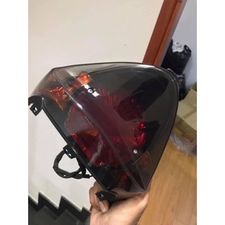 Đèn Hậu Wiz cho exciter 2010 và spark