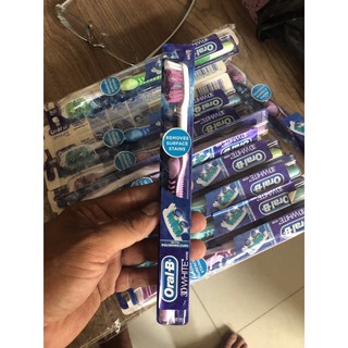 Bàn chải Oral-B 3DWhite
