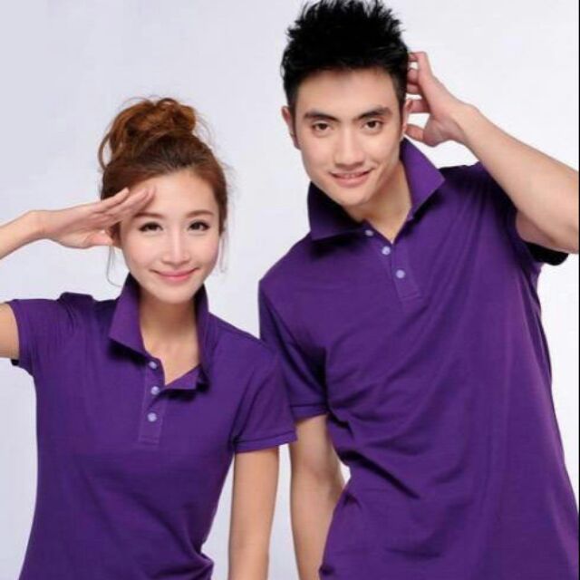 Áo thun cổ trụ màu tím huế hợp phong cách