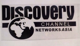 Tem dán sườn xe Discovery Channel