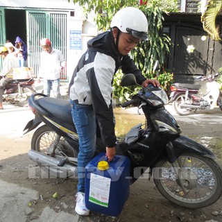 Sản Phẩm Vi Sinh EM - Chế Phẩm Sinh Học EM Gốc (EM1) can 20 lít