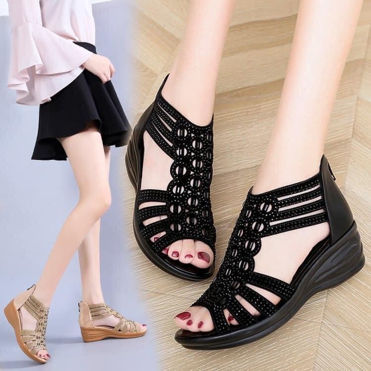 [Hàng oder 10-15 ngày về]  dép sandal hở mũi đế xuồng