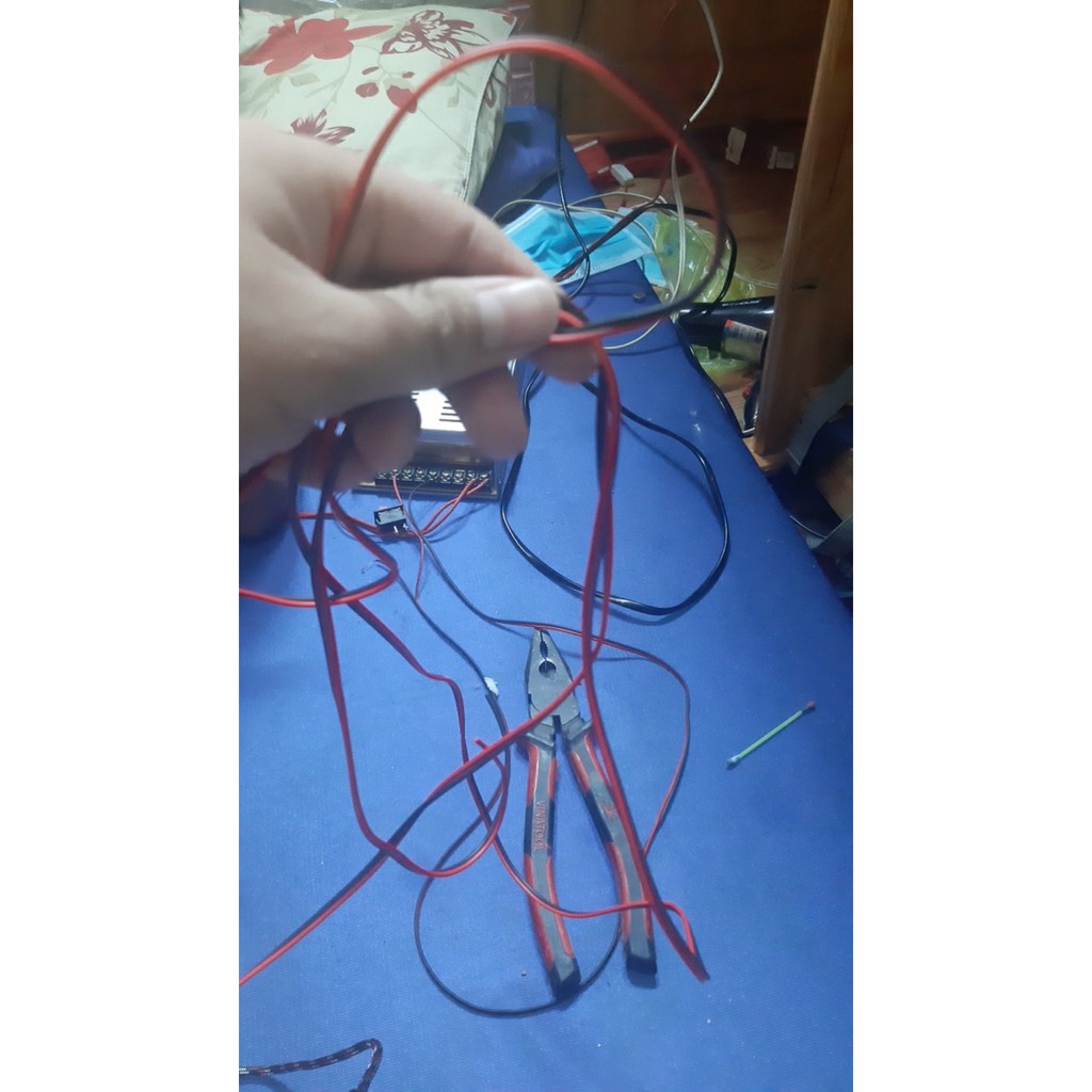 Dây điện đôi màu đỏ đen loại nhỏ - DÙNG DÂY CHO CAMERA,BẢNG HIỆU LED,DÂY QUẠT MÁY TÍNH PC,NÚT CÔNG TẮC MÁY TÍNH