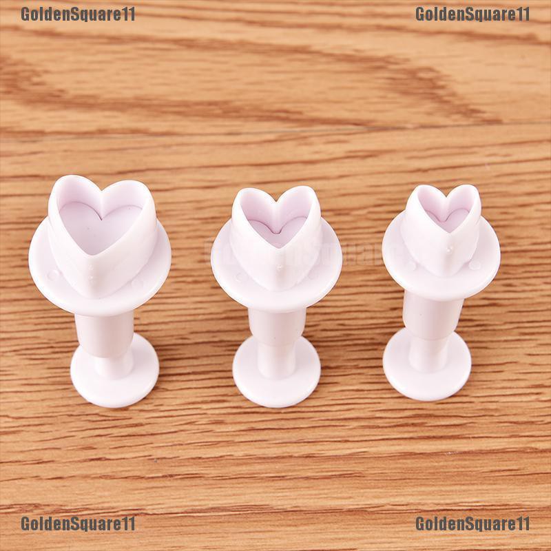 Khuôn Cắt Bánh Hình Trái Tim Dễ Thương