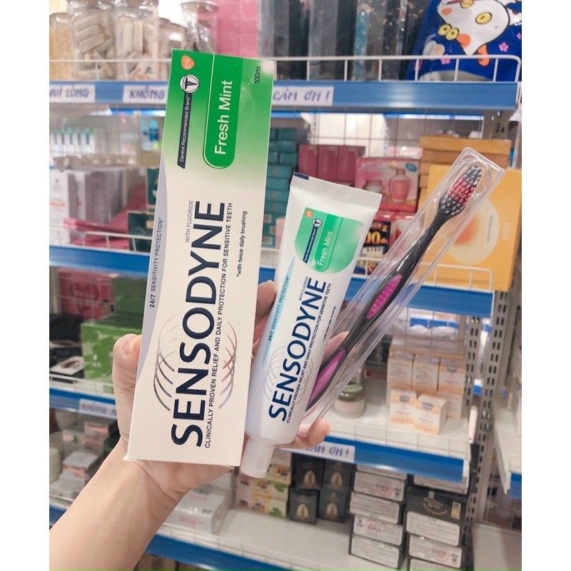 Kem Đánh Răng SENSODYNE  Gentle Whitenning - Fresh Mint- Extra fresh - tặng kèm bàn chải