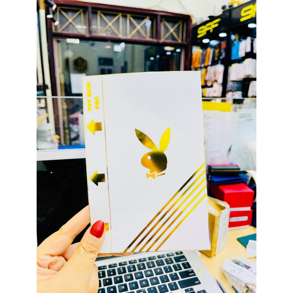 Miếng Dán PPF mặt sau Mạ Vàng 24k cho iphone, chống xước , sang trọng, đẹp đẽ.
