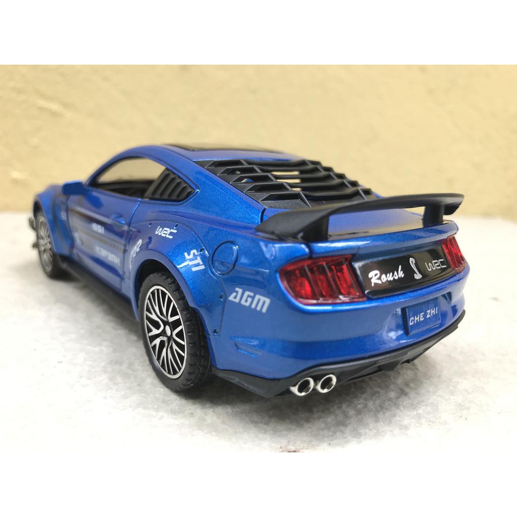 Mô hình xe FORD Mustang GT500 Shelby 2021 - 1:32