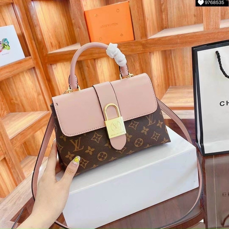 Túi Lệ Vi ổ khoá ngọc trinh da mềm size 23 có hộp