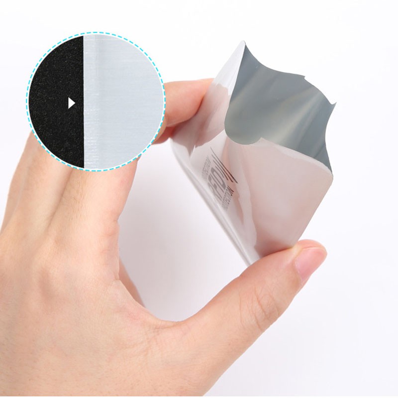 Bao đựng bảo vệ thẻ ngân hàng/ thẻ tín dụng chống nhận dạng qua tần số vô tuyến bằng kim loại 9 * 6.3 cm