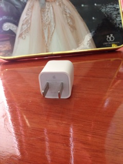 < Auth> Củ sạc iPhone zin chính hãng