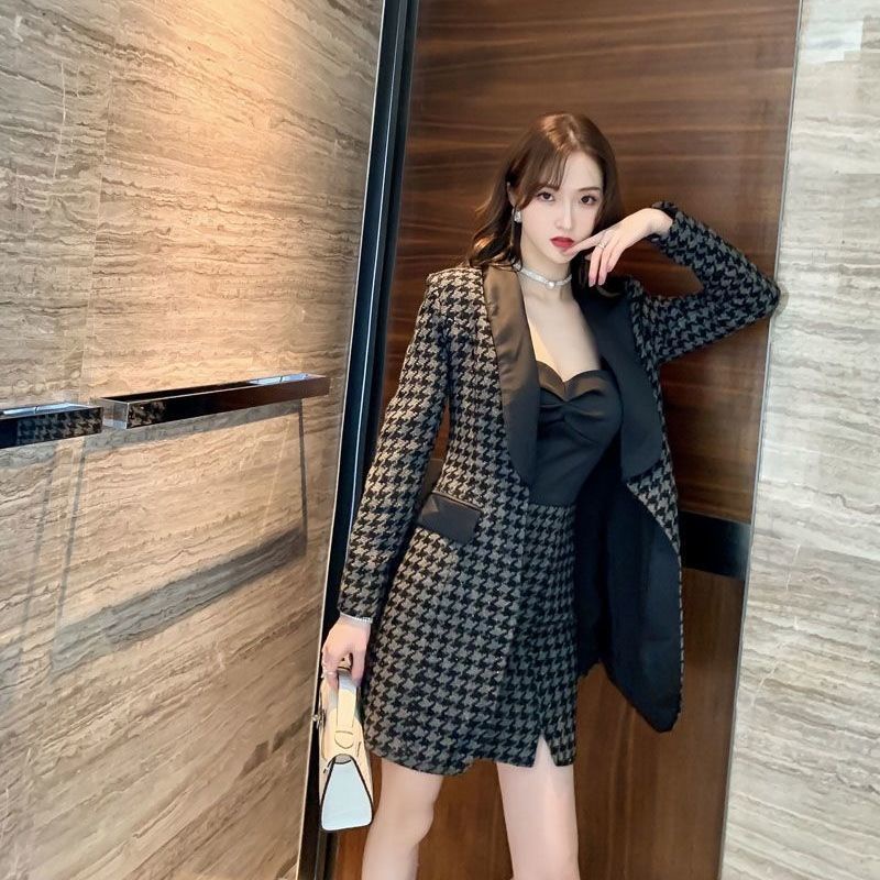 Set đầm yếm và áo khoác thanh lịch thời trang cho nữ