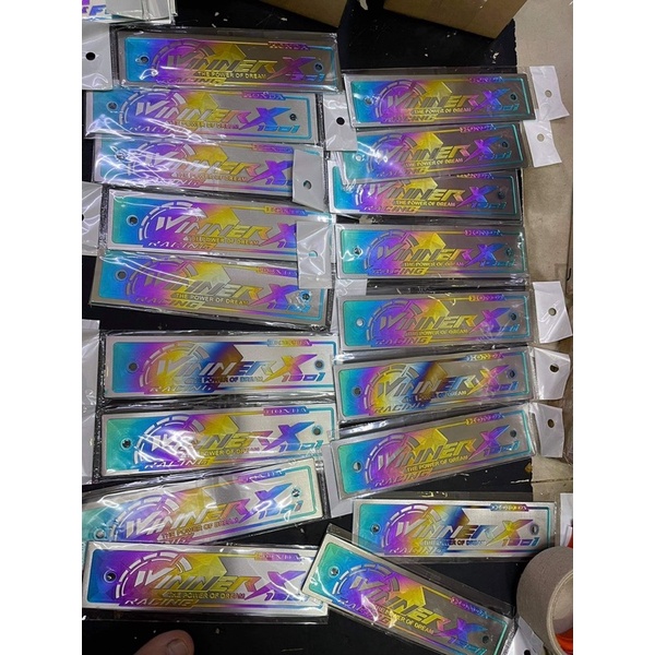 Bảng tên Titanium khắc 3D cnc sắc nét gắn cho các dòng xe máy