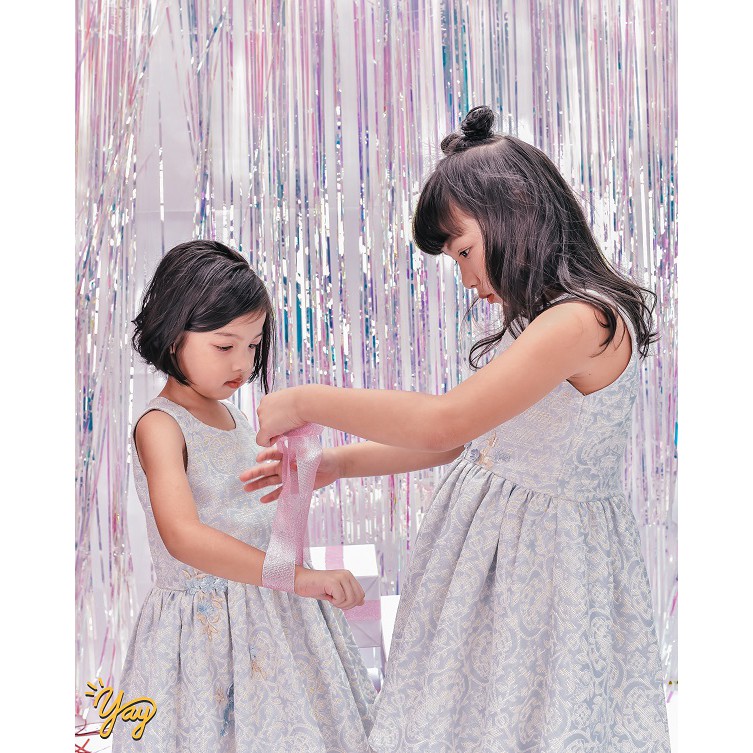 Váy Gấm Xanh Đính Hoa Cánh Tiên - Yay