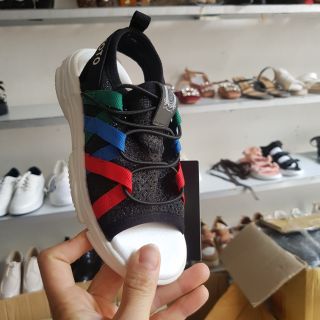 Sandal cho bé trai và bé gái