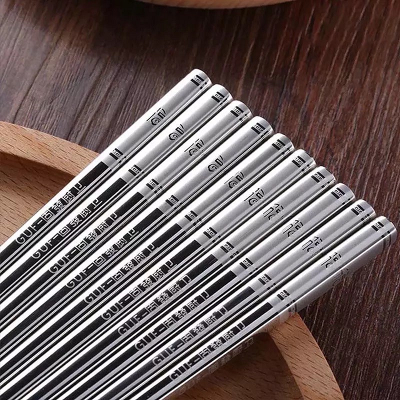 SET 5 ĐÔI ĐŨA VUÔNG INOX 304 CHỐNG TRƯỢT KHẮC HOA VĂN - ĐŨA KIM LOẠI SANG TRỌNG.